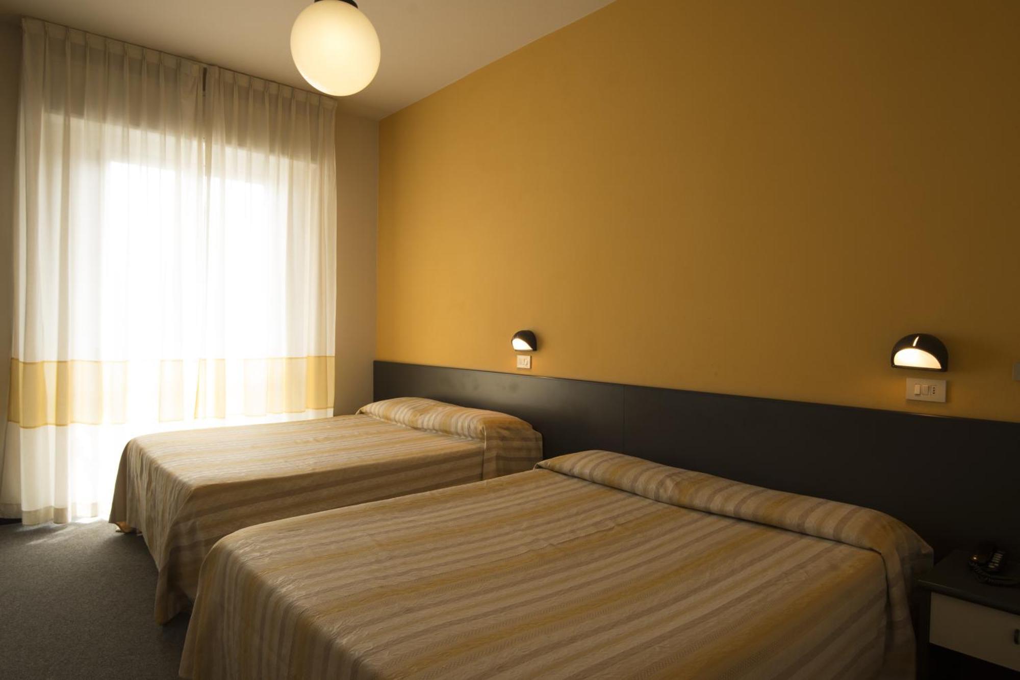 Hotel Airone Rimini Dış mekan fotoğraf