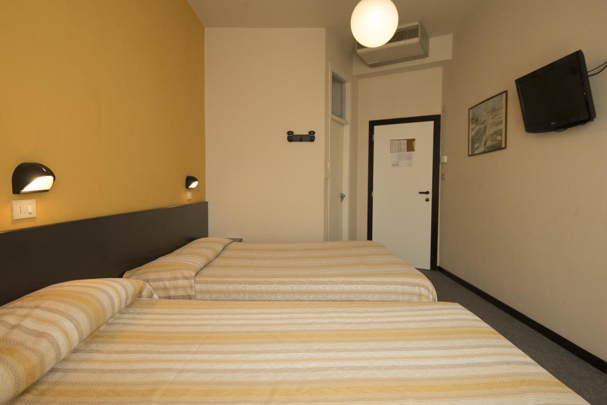 Hotel Airone Rimini Dış mekan fotoğraf