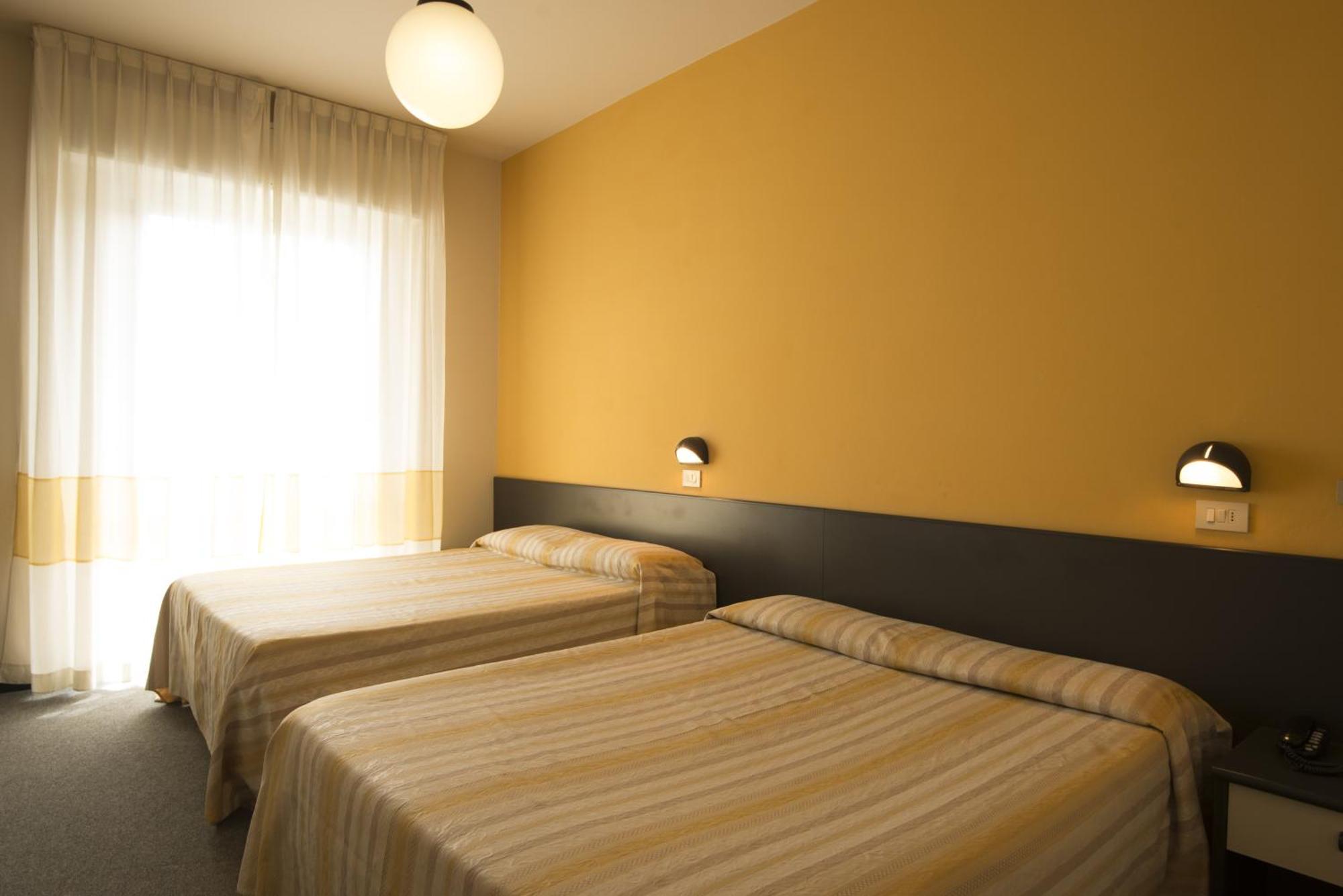 Hotel Airone Rimini Dış mekan fotoğraf