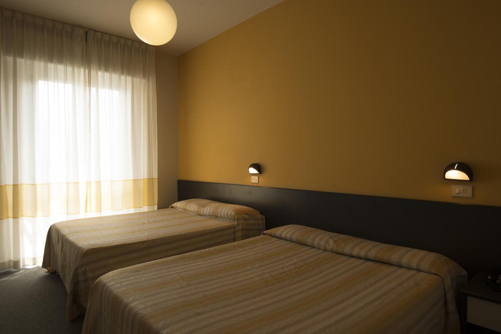 Hotel Airone Rimini Dış mekan fotoğraf