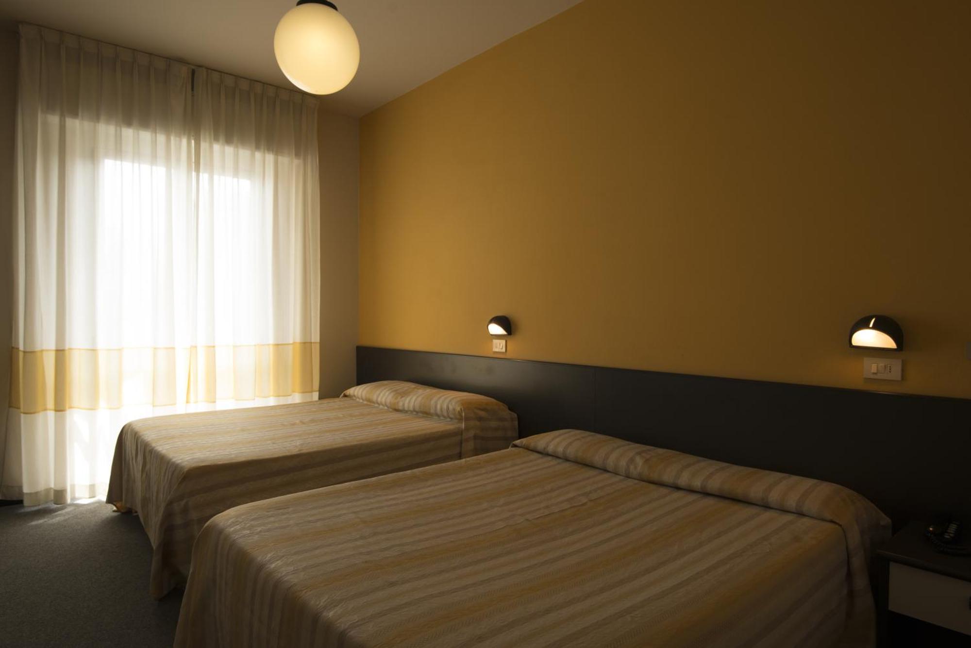 Hotel Airone Rimini Dış mekan fotoğraf